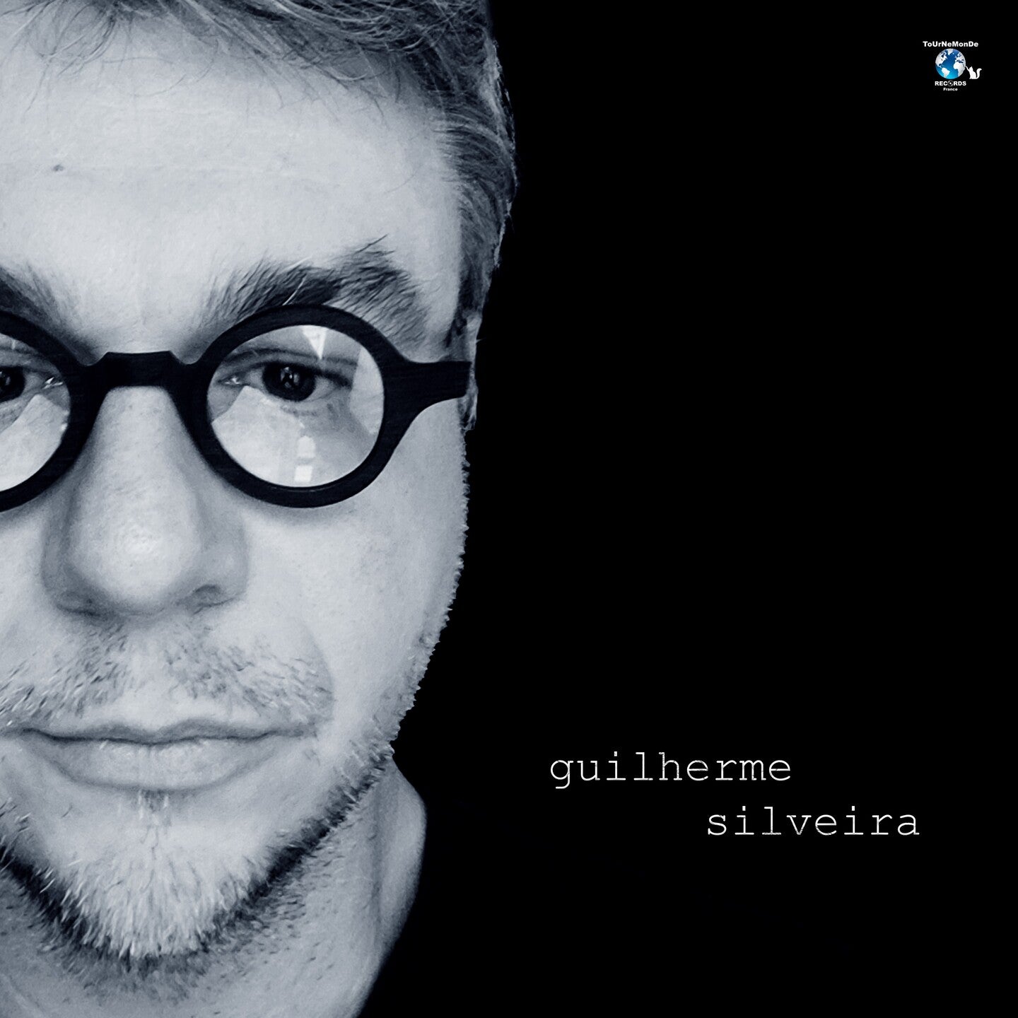 Pochette de : GUILHERME SILVEIRA - GUILHERME SILVEIRA (VINYLE 33T)