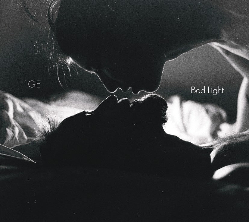 Pochette de : BED LIGHT - GUILLAUME ESVELIN (CD)